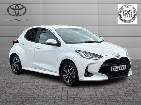 Toyota Yaris Hatchback 1.5 VVT-h Design E-CVT Euro 6 (s/s) 5dr