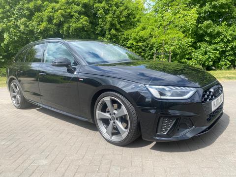 Audi A4 Avant Estate 2.0 TFSI 35 Black Edition S Tronic Euro 6 (s/s) 5dr