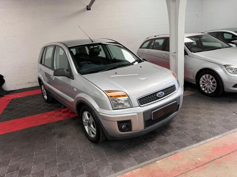 Ford Fusion Hatchback 1.6 Zetec 5dr