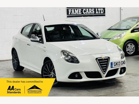 Alfa Romeo Giulietta Hatchback 1.4 TB MultiAir Sportiva Euro 5 (s/s) 5dr