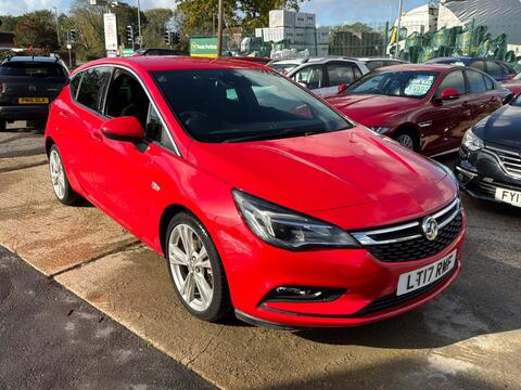 Vauxhall Astra Hatchback 1.6 CDTi BlueInjection SRi Nav Euro 6 (s/s) 5dr