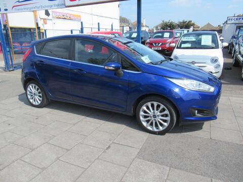 Ford Fiesta Hatchback 1.0T EcoBoost Titanium X Euro 6 (s/s) 5dr