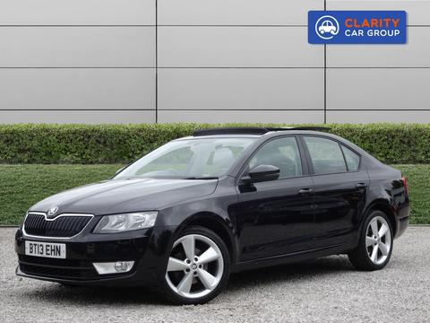 Skoda Octavia Hatchback 2.0 TDI Elegance Euro 5 (s/s) 5dr