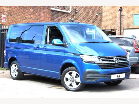 Volkswagen Transporter Shuttle Minibus 2.0 TDI SE DSG SWB Euro 6 (s/s) 5dr