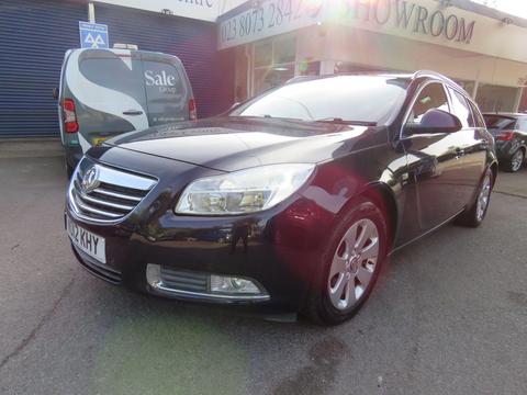Vauxhall Insignia Estate 2.0 CDTi SRi Nav Sports Tourer Auto Euro 5 5dr