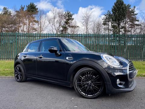 MINI Hatch Hatchback 1.5 Cooper Euro 6 (s/s) 5dr