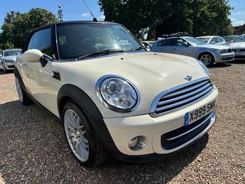 MINI Convertible Convertible 1.6 Cooper Auto Euro 6 2dr