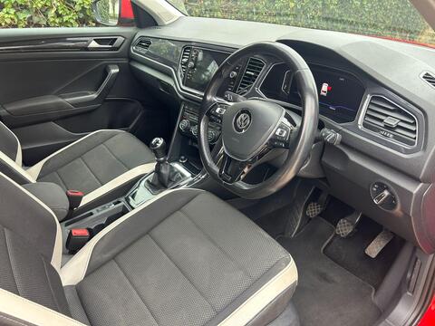 Volkswagen T-Roc SUV 1.5 TSI EVO SEL Euro 6 (s/s) 5dr