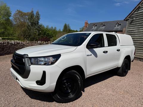 Toyota Hilux Pickup 2.4 D-4D Active 4WD Euro 6 (s/s) 4dr