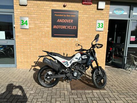 Benelli BKX 125 S Naked 125 Euro 5