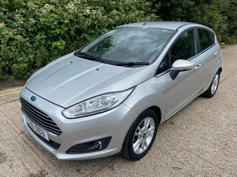 Ford Fiesta Hatchback 1.0T EcoBoost Zetec Euro 6 (s/s) 5dr
