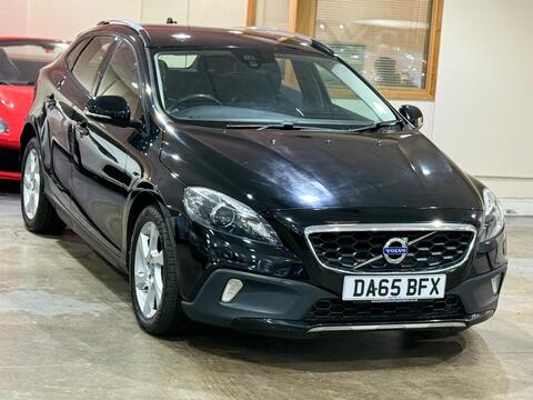 Volvo V40 Cross Country Hatchback 2.0 D2 Lux Nav Euro 6 (s/s) 5dr