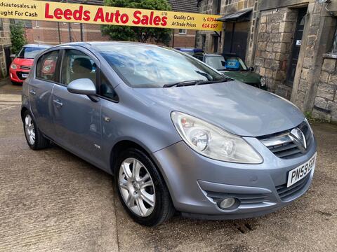 Vauxhall Corsa Hatchback 1.4i 16v Design 5dr (a/c)