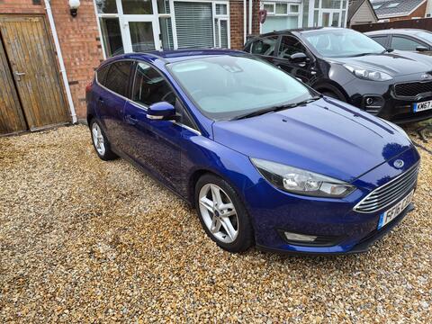 2016 Ford Focus, photograph 4