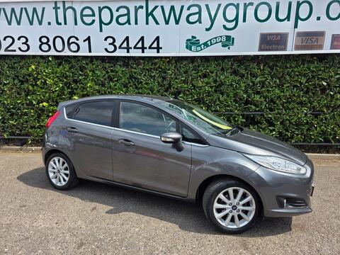 Ford Fiesta Hatchback 1.0T EcoBoost Titanium Euro 6 (s/s) 5dr