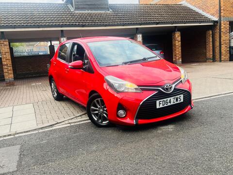 Toyota Yaris Hatchback 1.33 Dual VVT-i Icon Euro 5 5dr Euro 5