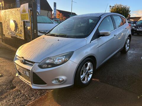 Ford Focus Hatchback 1.6 Zetec Euro 5 5dr