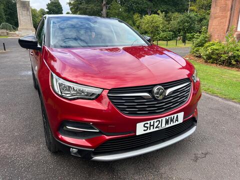 Vauxhall Grandland X SUV 1.2 Turbo SRi Nav Auto Euro 6 (s/s) 5dr