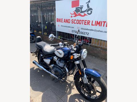Royal Enfield Super Meteor 650 Custom Cruiser 650 Euro 5