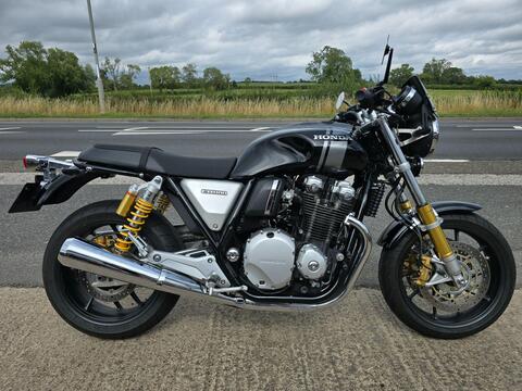 Honda CB1100RS Roadster/Retro