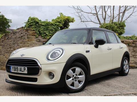 MINI Hatch Hatchback 1.5 Cooper Classic Euro 6 (s/s) 5dr