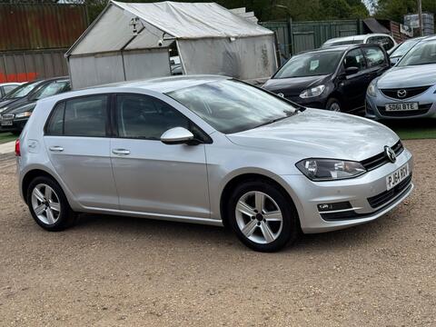 Volkswagen Golf Hatchback 1.6 TDI BlueMotion Tech Match Euro 5 (s/s) 5dr