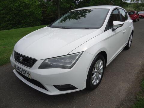 SEAT Leon Hatchback 1.6 TDI CR SE Euro 5 (s/s) 5dr