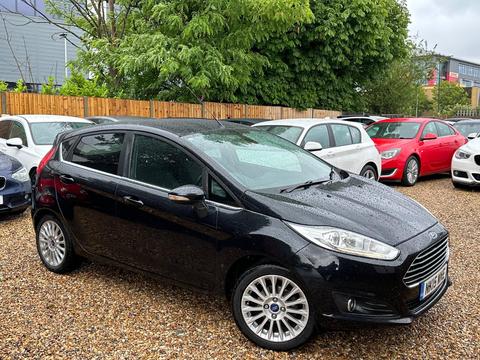 Ford Fiesta Hatchback 1.0T EcoBoost Titanium Euro 5 (s/s) 5dr