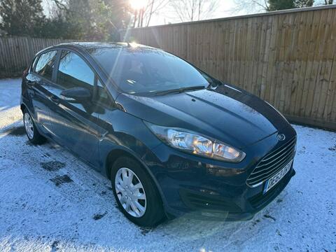 Ford Fiesta Hatchback 1.6 TDCi ECOnetic Style Euro 5 (s/s) 5dr