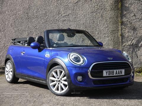 MINI Convertible Convertible 1.5 Cooper Steptronic Euro 6 (s/s) 2dr
