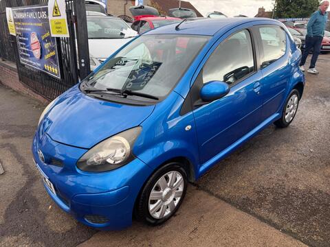 Toyota AYGO Hatchback 1.0 VVT-i Blue Euro 4 5dr