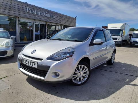 Renault Clio Hatchback 1.2 TCe Dynamique Euro 4 3dr