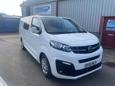 Vauxhall Vivaro Combi Van 2.0 Turbo D 3100 Sportive Crew Van L2 H1 Euro 6 (s/s) 5dr
