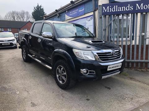 Toyota Hilux Pickup 3.0 D-4D Invincible X Auto 4WD Euro 5 4dr (Hi Over)