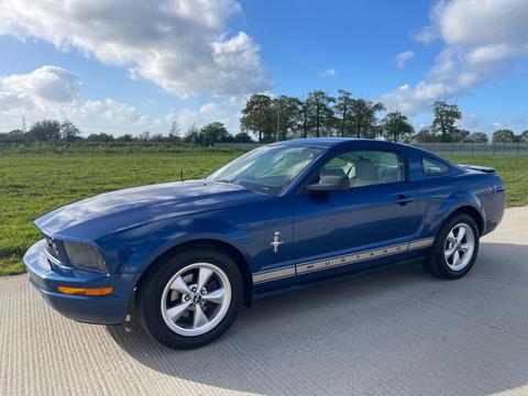 Ford Mustang Coupe 4.0