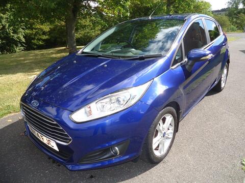 Ford Fiesta Hatchback 1.25 Zetec Euro 5 5dr