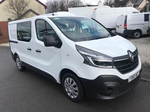 Renault Trafic Combi Van 2.0 dCi ENERGY 30 Business Crew Van SWB Euro 6 (s/s) 6dr
