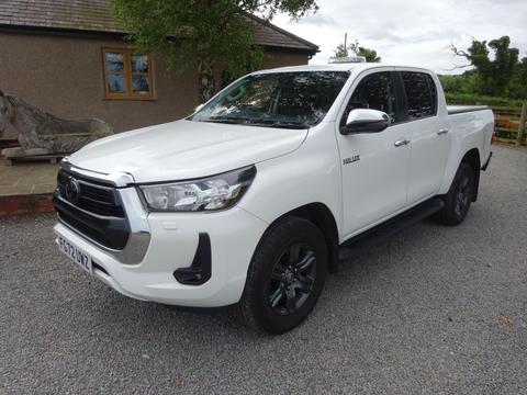 Toyota Hilux Pickup 2.4 D-4D Icon 4WD Euro 6 (s/s) 4dr