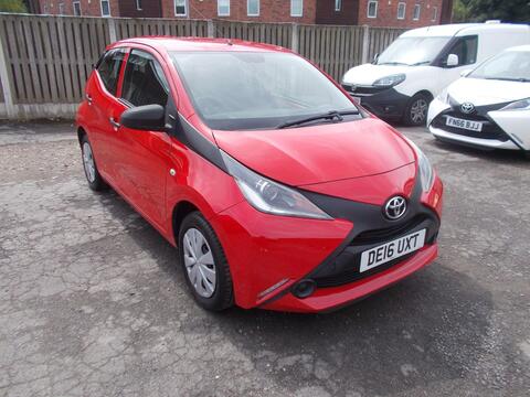 Toyota AYGO Hatchback 1.0 VVT-i x Euro 5 5dr Euro 5