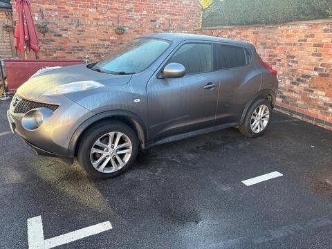 Nissan Juke SUV 1.6 Acenta Premium Euro 5 (s/s) 5dr