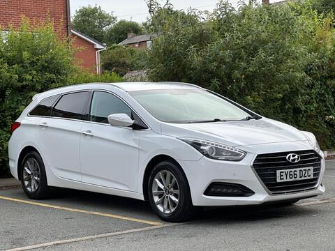 Hyundai i40 Estate 1.7 CRDi Blue Drive SE Nav Tourer Euro 6 (s/s) 5dr