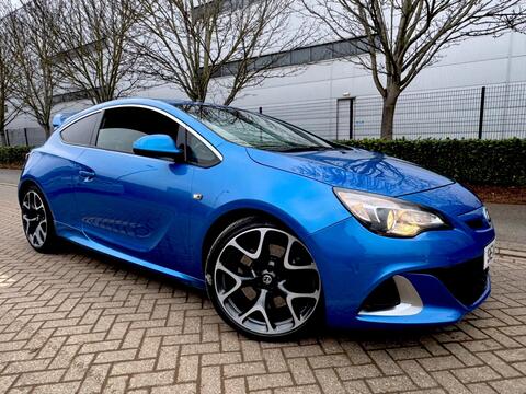 Vauxhall Astra GTC Coupe 2.0T VXR Euro 5 (s/s) 3dr