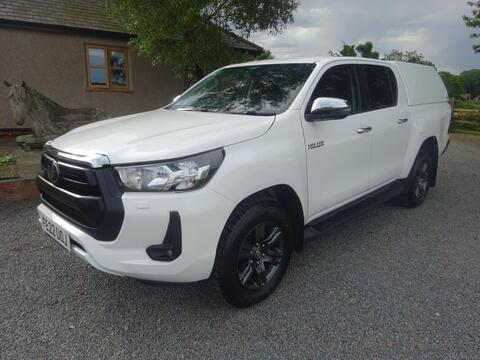 Toyota Hilux Pickup 2.4 D-4D Icon 4WD Euro 6 (s/s) 4dr