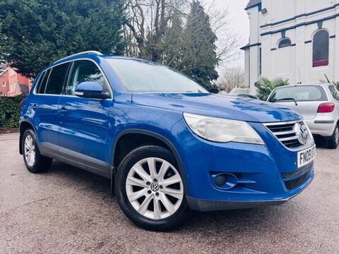 Volkswagen Tiguan SUV 2.0 TDI SE Auto 4WD Euro 4 5dr