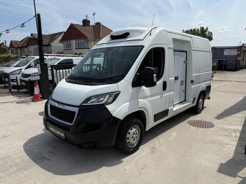 Peugeot Boxer Temperature Controlled 2.2 BlueHDi 335 Professional L2 H2 Euro 6 (s/s) 5dr