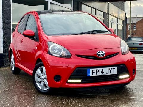 Toyota AYGO Hatchback 1.0 VVT-i Move Euro 5 5dr