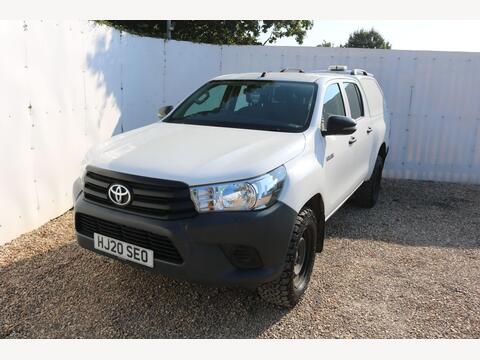 Toyota Hilux Pickup 2.4 D-4D Active 4WD Euro 6 4dr (3.5t)