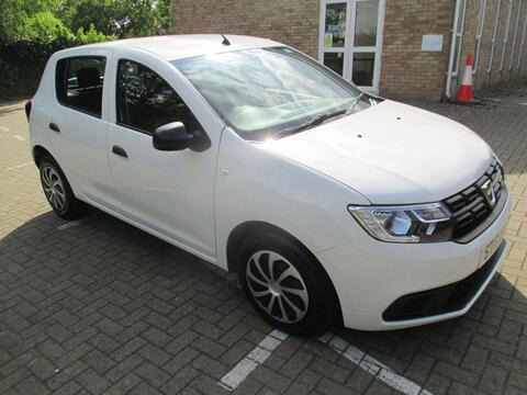 Dacia Sandero Hatchback 1.0 SCe Ambiance Euro 6 5dr