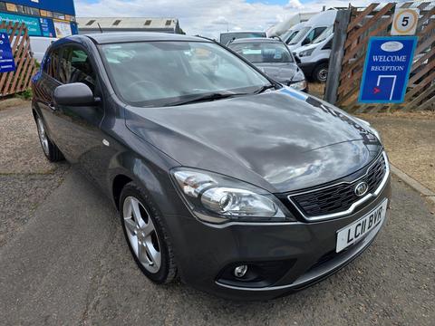 Kia ProCeed Hatchback 1.6 CRDi 3 Euro 5 3dr