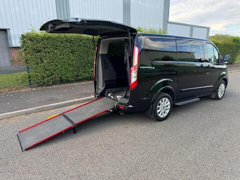 Ford Tourneo Custom Minibus 2.0 320 EcoBlue Titanium L1 Euro 6 (s/s) 5dr